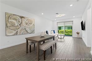 Foto del edificio - 14534 Highland Center Way