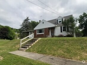 Building Photo - 42 Elderkin Ave