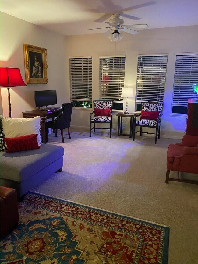 Foto del edificio - 2801 Chancellorsville Dr