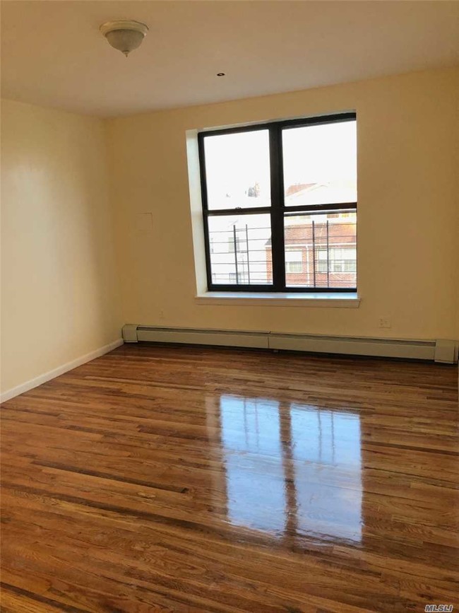 Building Photo - 789 Belmont Ave