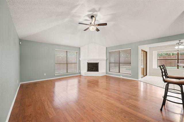 Foto del edificio - 1037 Colony St