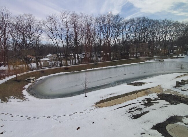 Foto del edificio - 2 Bedroom with 2 Bathroom Condo