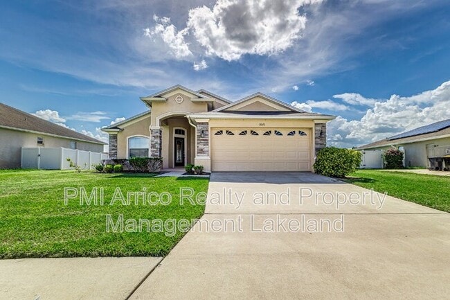 Building Photo - 7073 Heatherbrook Dr