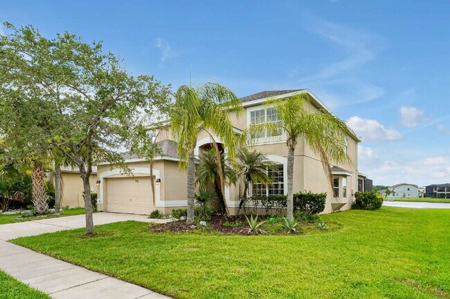 Building Photo - "Upscale Living on Boating Blvd | 5-BR/4.5-BA Executive Residence"