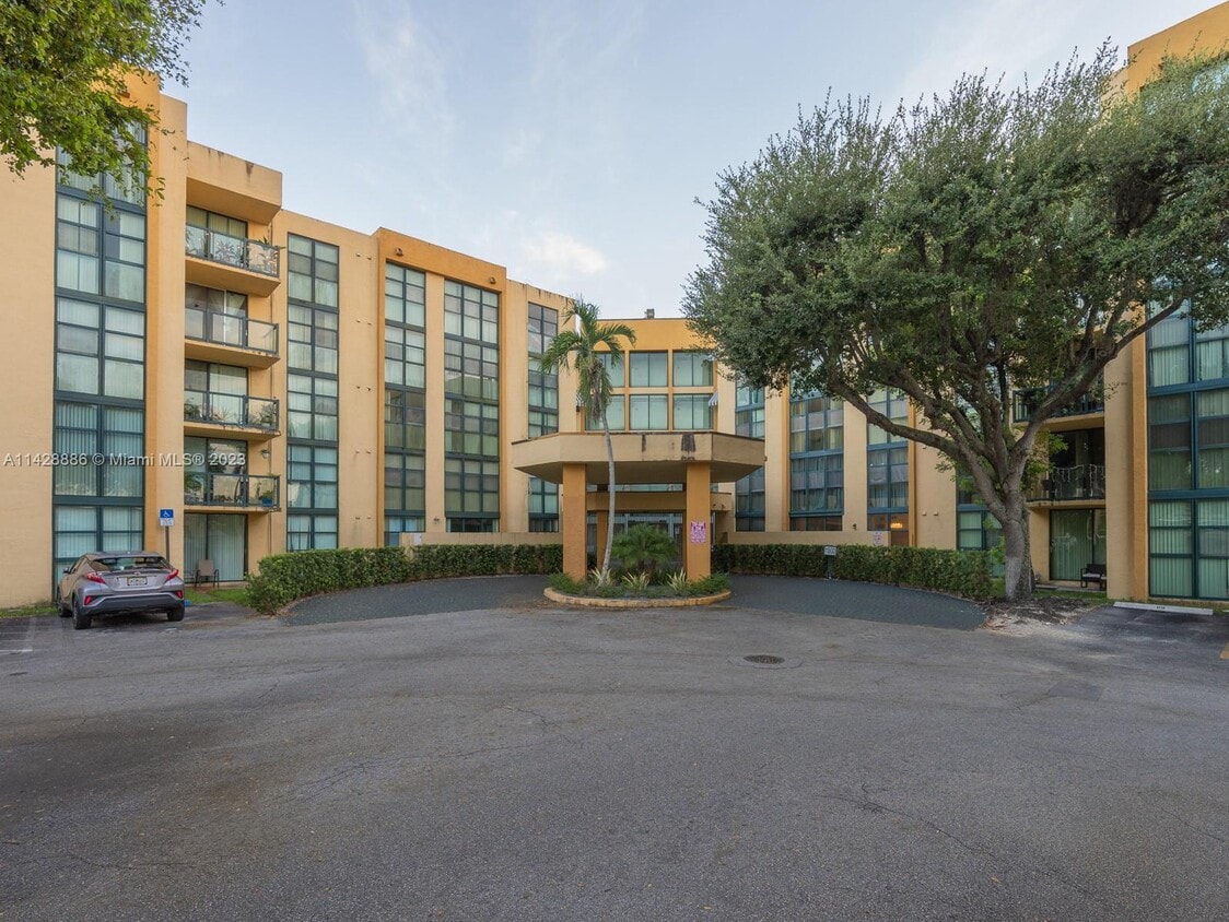11800 SW 18th St Unit 429, Miami, FL 33175 - Condo for Rent in Miami, FL |  Apartments.com