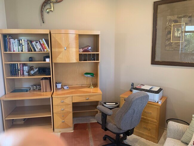 Foto del edificio - 35145 Rosemont Dr