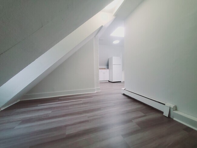 Foto del edificio - 76 Lindale St