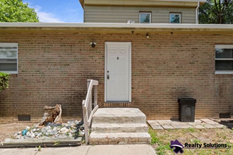 867 Cooper St Unit 3, Woodbury, NJ 08096 Condo for Rent in Woodbury