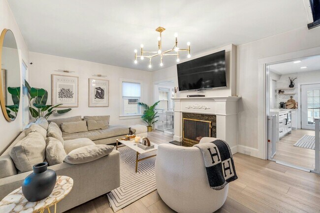 Foto del edificio - 67 Hillcrest Rd