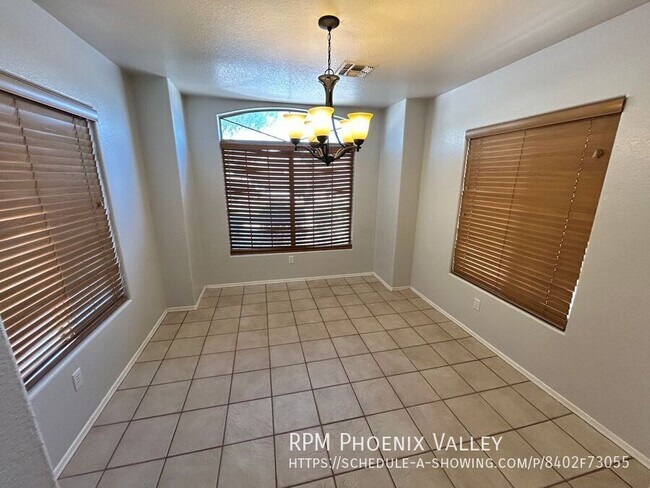 Building Photo - 6622 W Paso Trail