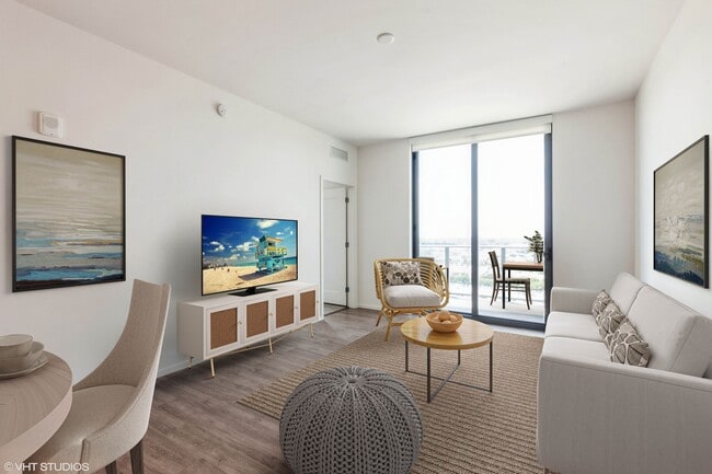 Interior Photo - SoLe Mia Rentals