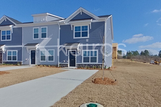 Building Photo - 2253 Banyon Cir