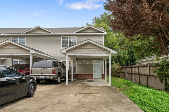 Building Photo - 2636 N 10th St