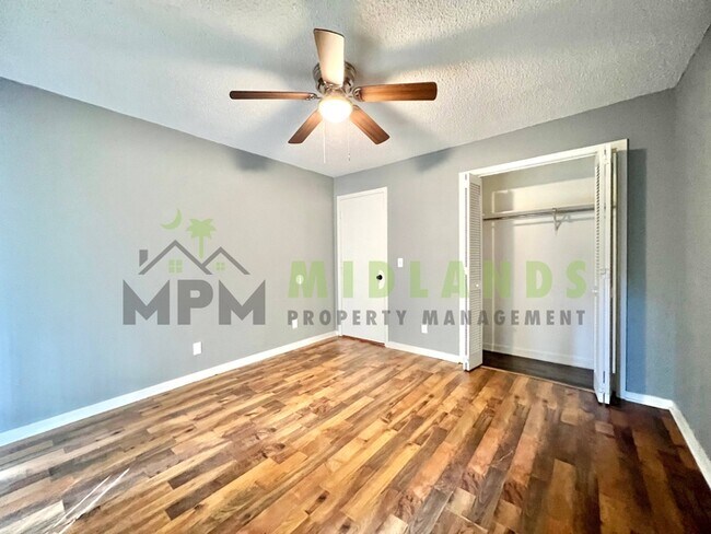 Foto del edificio - 6008 Village Creek Dr