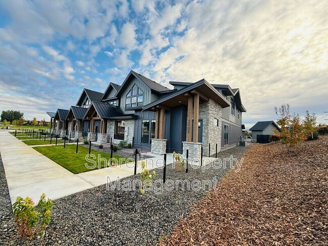 Building Photo - 2009 Freya Ct