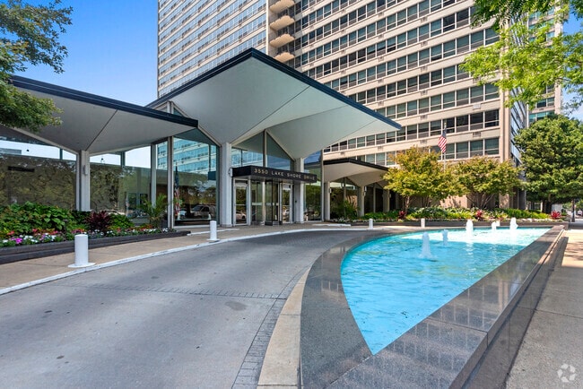 Building Photo - 3550 N Lake Shore Dr