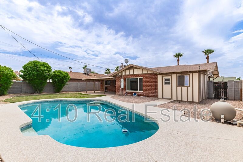 Foto principal - 8716 E Holly St