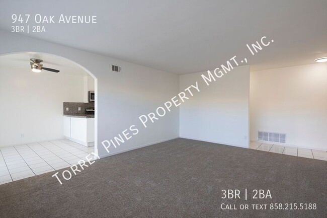 Building Photo - 947 Oak Ave