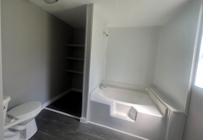 Foto del edificio - 3/2 Mobile Home, completely renovated!