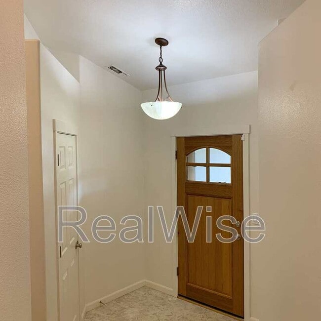 Foto del edificio - 1188 SW Derek Ln