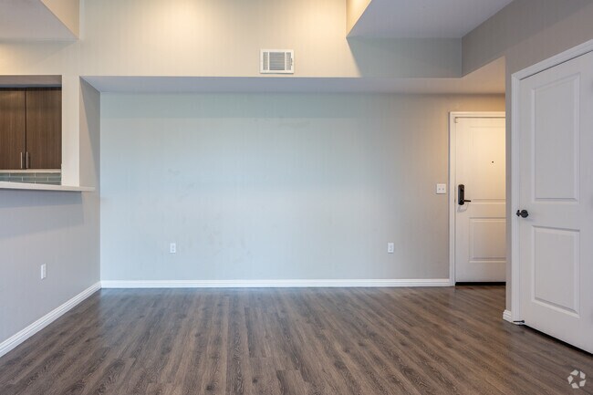 22C 2 habitaciones, 2 baños - 1118 pies cuadrados - Comedor - Canyon Ridge at Napa Junction