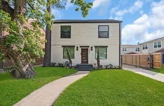 Building Photo - 3021 Prospect St