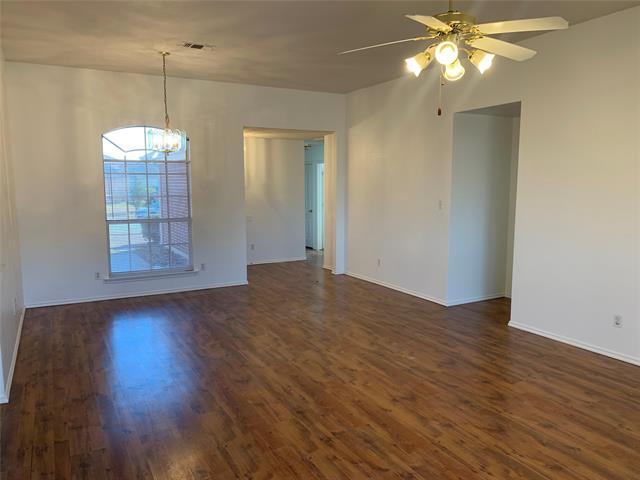 Building Photo - 303 Kingfisher Ln
