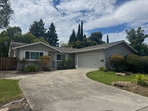 Building Photo - 2661 Buena Vista Ave