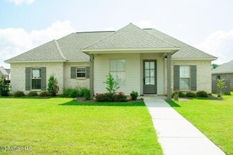 Building Photo - 231 Buttonwood Ln