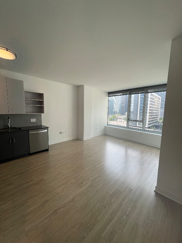 Photo - 712 S Wells St Apartment