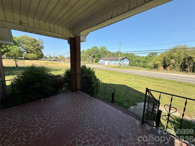Building Photo - 507 Turnersburg Hwy