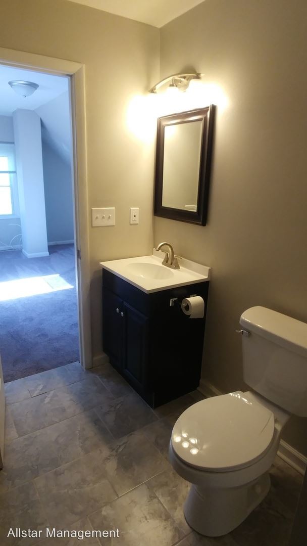 3 br, 2 bath House 12514 Plover Street House for Rent in Lakewood, OH