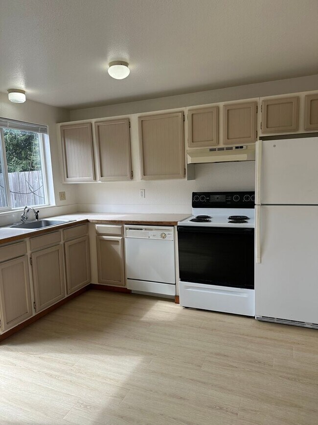 Foto del edificio - 2208 Wilson Ave