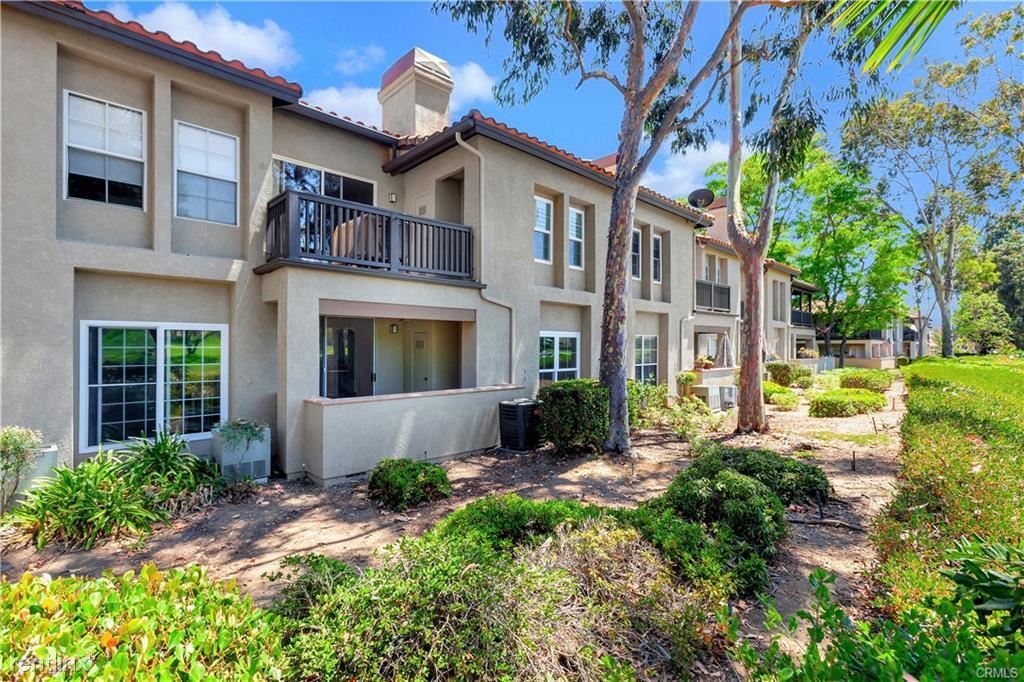 2 br, 1.5 bath Condo 17 Via Pausa Condo for Rent in Rancho Santa