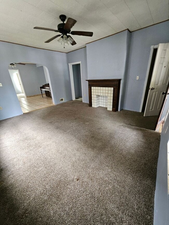 Foto del edificio - 515 E 5th St