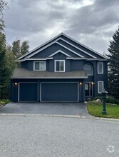 Building Photo - 16014 Seville Cir
