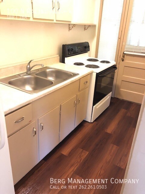 Foto principal - 100 N Racine Ave