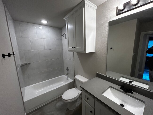 Foto del edificio - 10036 W Hwy 199