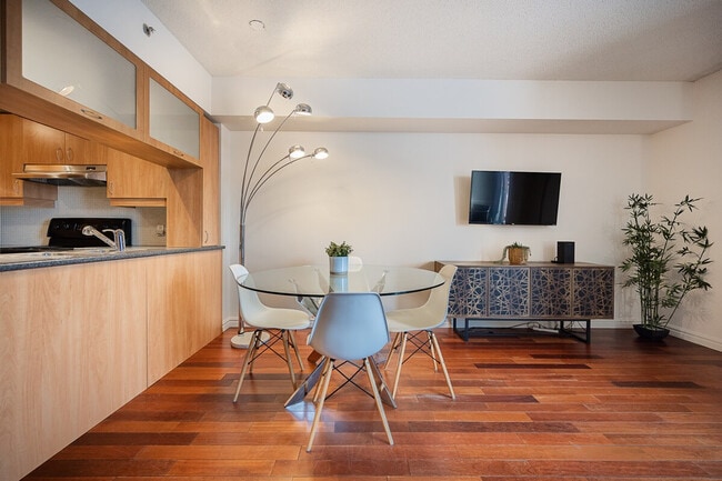 Photo du bâtiment - 3024 Rue Sainte-Émilie