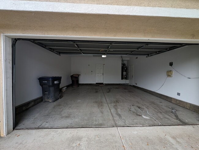 Building Photo - 29387 Grande Vista Ave
