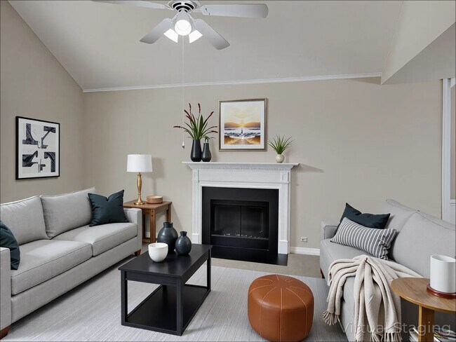 Foto del edificio - 495 Princeton Dr