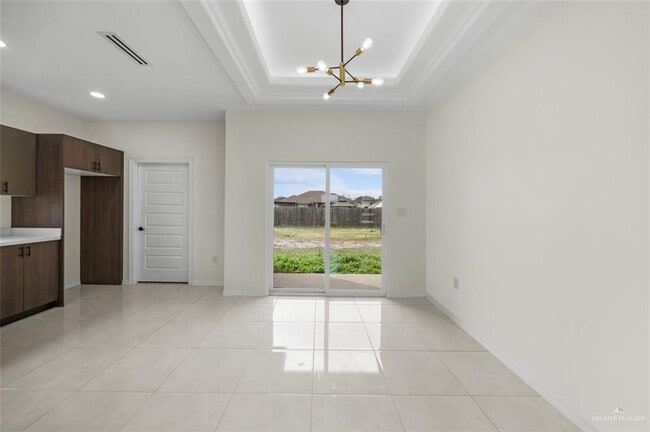 Building Photo - 13 San Pascual St