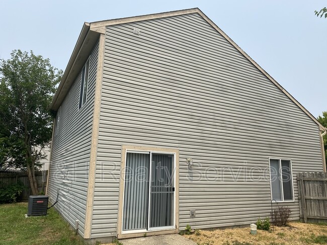 Building Photo - 9935 Worthington Blvd