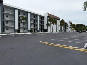 Building Photo - 2111 NW 55th Ave