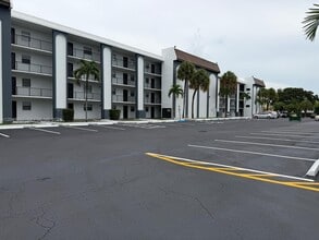 Building Photo - 2111 NW 55th Ave