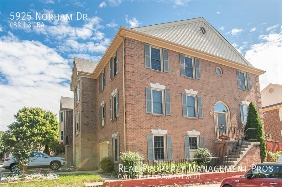 END UNIT 4 BED/3.5 BATH KINGSTOWNE TOWNHOME! House Rental in