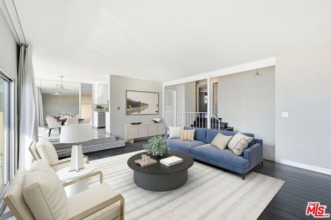 Foto del edificio - 18065 Coastline Dr