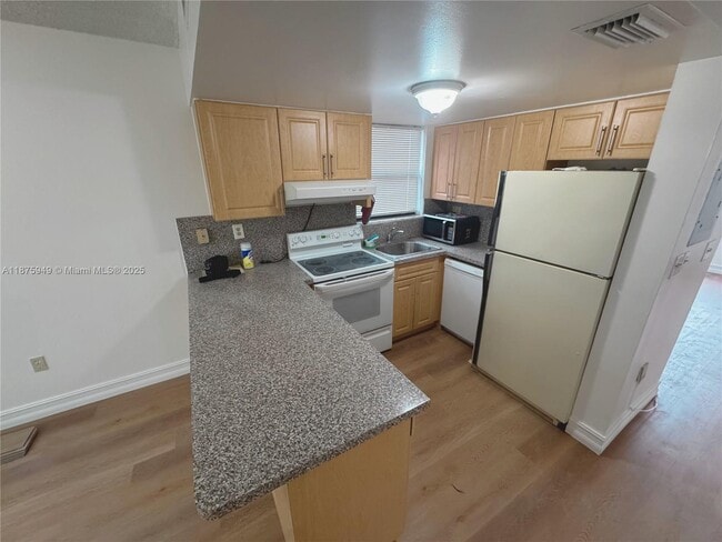 Building Photo - 2071 W 54th St