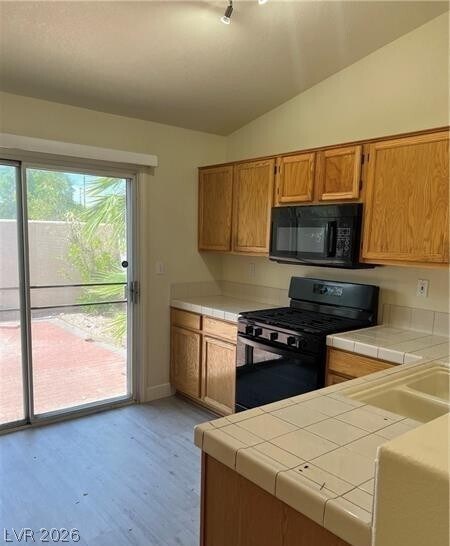 Foto del edificio - 1717 Morado Hills Ln