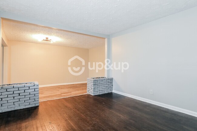 Foto del edificio - Fantastic 3bd/1.5ba home! Let yourself in!